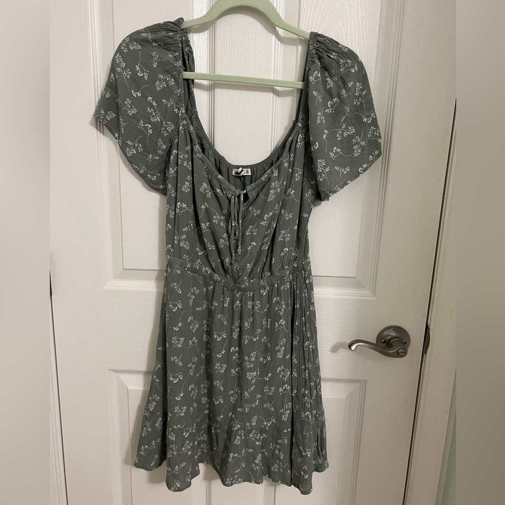 Abercrombie & Fitch Green Ditsy Floral Ruffle Mini Dress